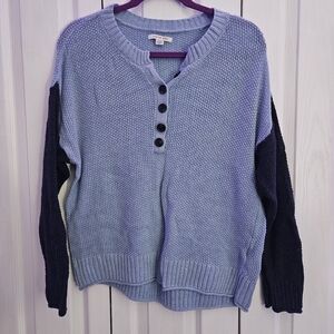 TAmerican Eagle Outfitters Two-Tone Sweater